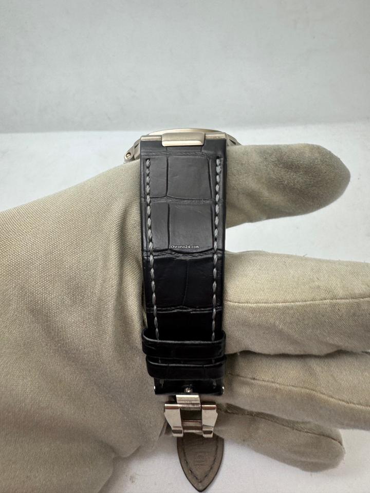 Patek Philippe Nautilus
