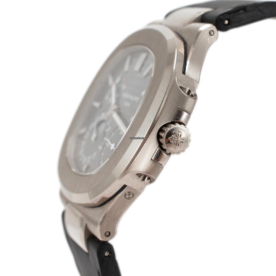 Patek Philippe Nautilus 5712G-001