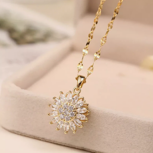 STYLE SHYLE  Shining Sunflower Pendant Necklace